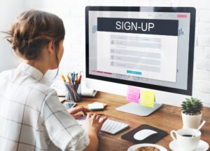 Formularz rejestracji – jak zaprojektować sign-up, który zwiększa liczbę zapisów?
