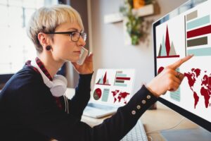 Dyrektor e-commerce – jaka jest jego rola w budowaniu strategii analitycznej?