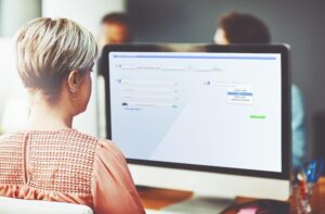 Formularz Google a ankieta – które narzędzie wybrać do zbierania danych?