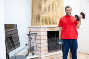Ile zarabia właściciel siłowni? Model własny, franczyza i realne koszty