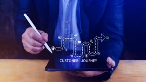Customer journey – jak analizować ścieżkę klienta od pierwszego kontaktu do zakupu?