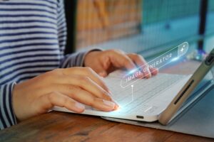 Pisanie z holograficznym paskiem wyszukiwania i generatorem tekstu AI unoszącym się powyżej – idealne dla narzędzi do pisania AI