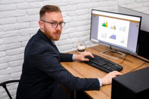 Web analyst – jakie umiejętności są potrzebne w pracy z danymi?
